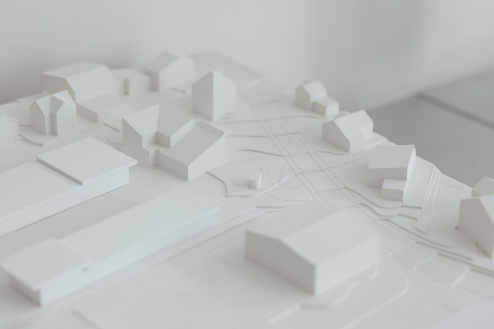 Maquette d'étude monochrome d'un quartier - bâti, voiries et topographie